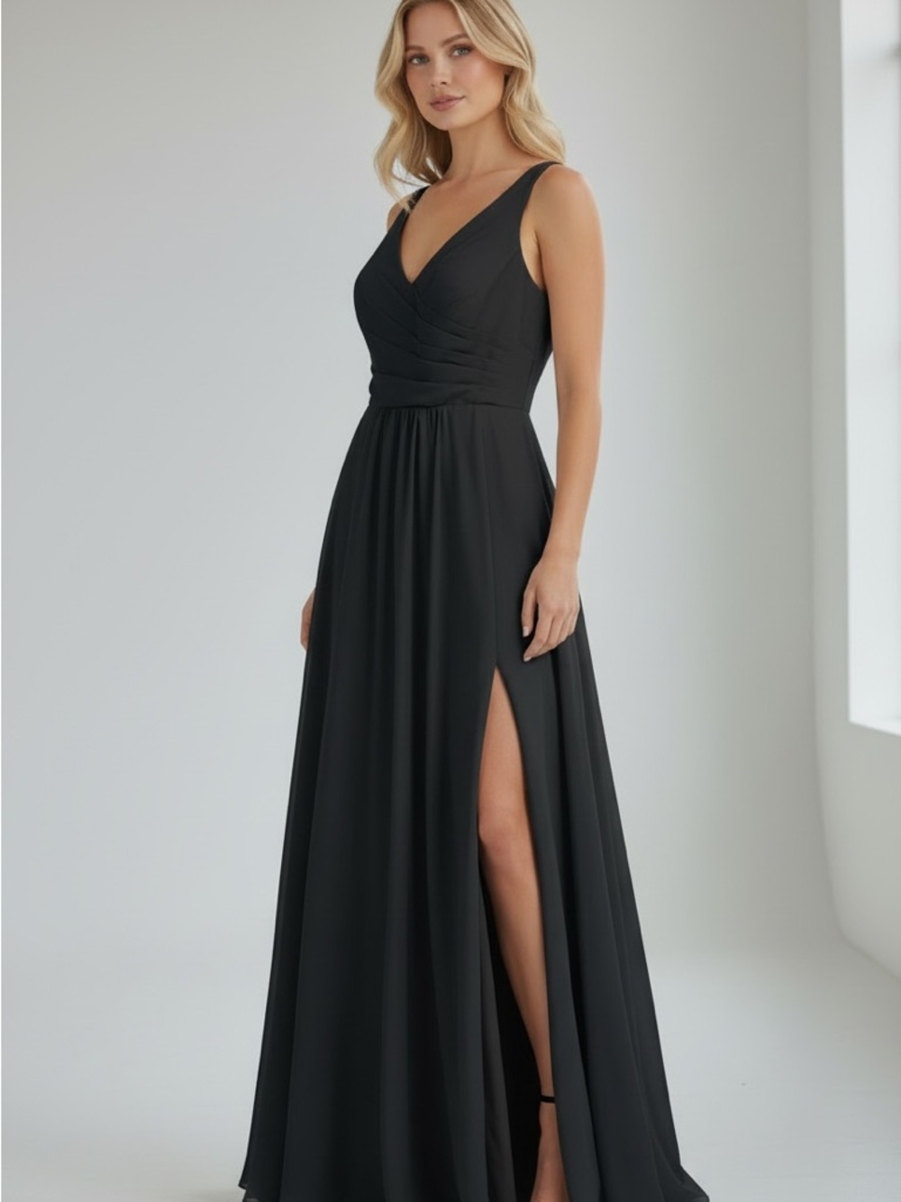 RYANTH Elegant Black V-Neck Evening Dress Size